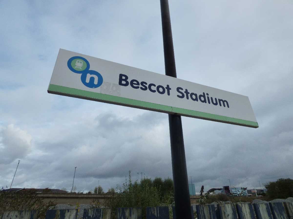 Bescot Stadium Station